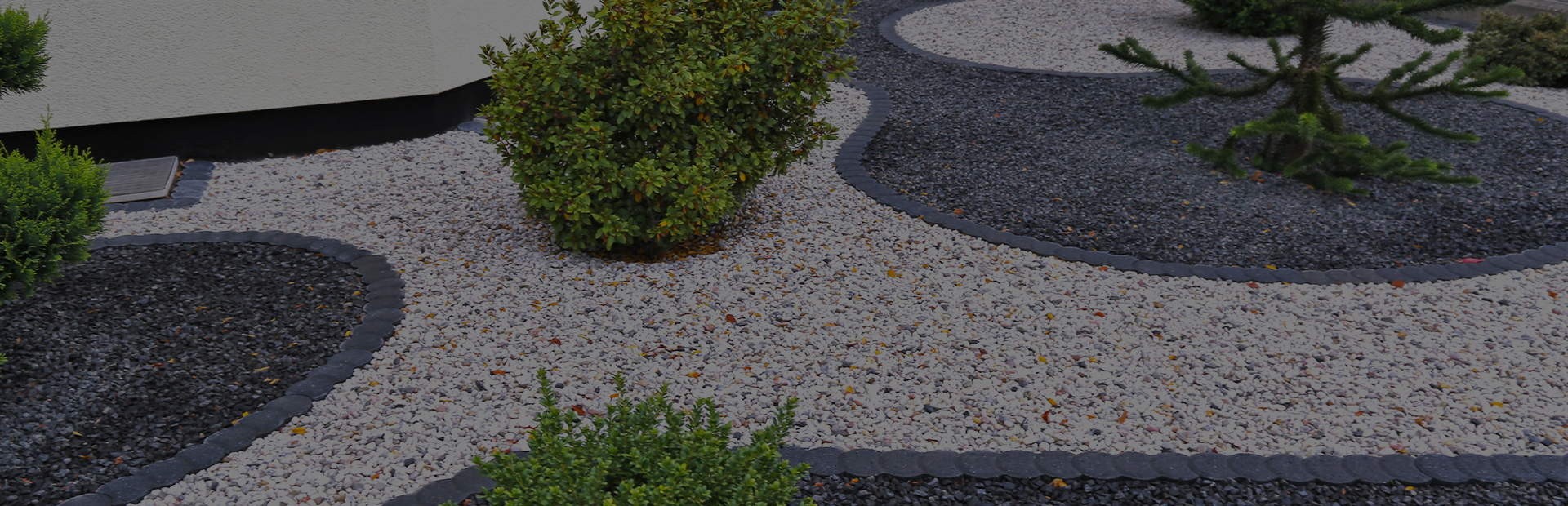 kamyczki ozdobne w ogrodzie